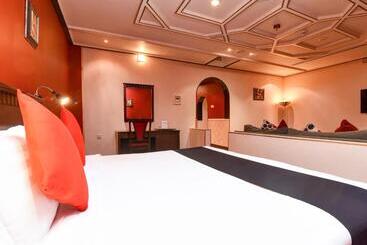 هتل Al Mansour Grand