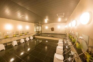 ریوکان Livemax Resort Aki Miyajima