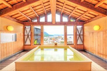 ریوکان Livemax Resort Aki Miyajima