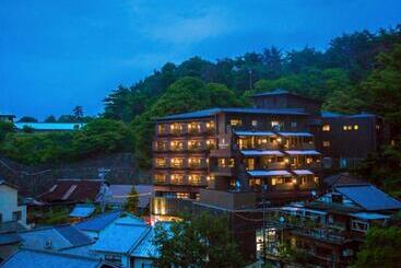 ریوکان Livemax Resort Aki Miyajima