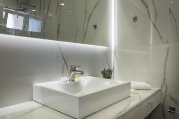 Hionis Studios