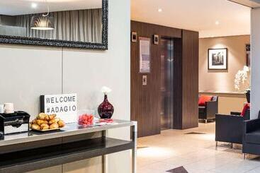 Aparthotel Adagio La Défense Esplanade