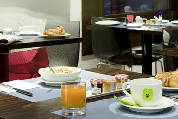 Aparthotel Adagio La Défense Esplanade