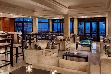 هتل Borg El Arab Beach Resort