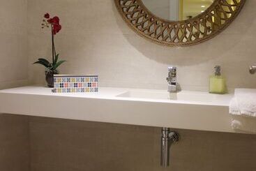 هتل Boutique Aquaria Caneliñas