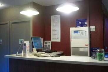 هتل Campanile Dax  Saint Paul Les Dax