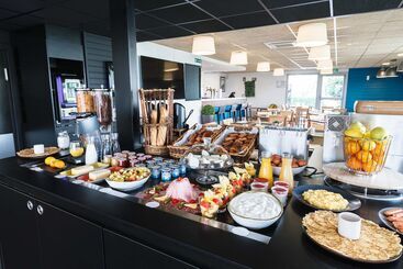 هتل Campanile Lyon Bron Eurexpo