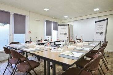 هتل Campanile Strasbourg   Illkirch Geispolsheim