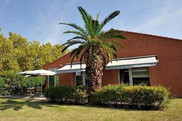 هتل Campanile Toulouse Sud  Labege Innopole