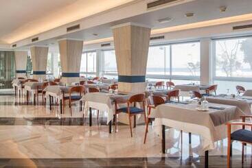 هتل Catalonia del Mar - Adults Only
