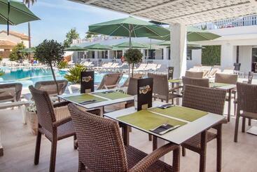 هتل Catalonia del Mar - Adults Only