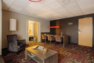 Crown Hotel Eindhoven Centre