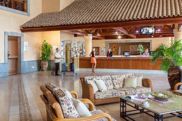 Отель Gf Gran Costa Adeje