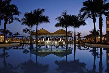 Отель Gf Gran Costa Adeje