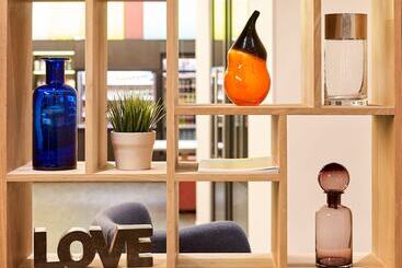 هتل Holiday Inn Express Hasselt, An Ihg