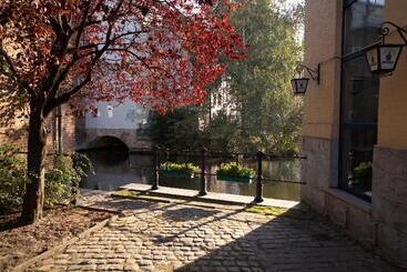 Отель Holiday Inn Gent Expo, An Ihg