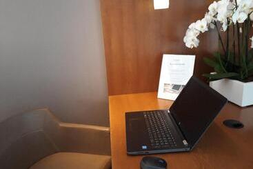 Отель Holiday Inn Gent Expo, An Ihg
