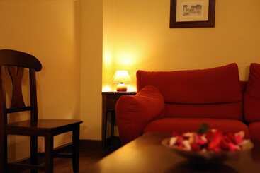 هتل Hostal Antxitonea