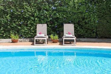 هتل Ibis Jerez De La Frontera Cadiz