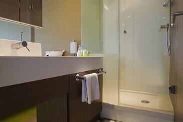 هتل Ibis Styles Bordeaux Aeroport