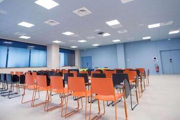 هتل Ibis Styles Toulon Centre Port