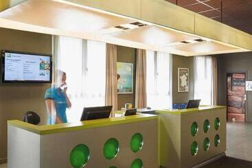 هتل Ibis Styles Toulon Centre Port