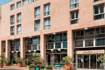 هتل Ibis Styles Toulon Centre Port