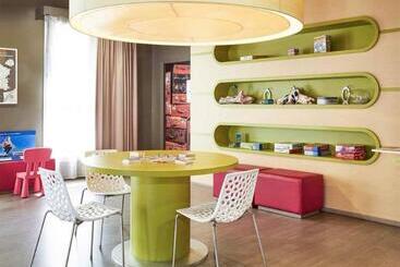 هتل Ibis Styles Toulon Centre Port