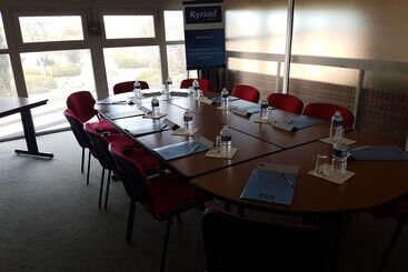 هتل Kyriad Angoulême Nord Champniers  Hôtel & Résidence