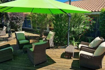 هتل Kyriad Angoulême Nord Champniers  Hôtel & Résidence