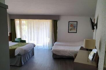 هتل Kyriad Angoulême Nord Champniers  Hôtel & Résidence