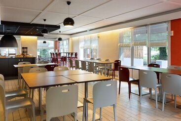 هتل Kyriad Direct Nancy Sud  Vandoeuvre