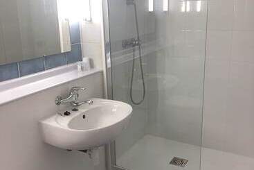 هتل Kyriad Direct Nancy Sud  Vandoeuvre