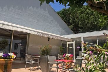 هتل Kyriad Montpellier Aéroport   Parc Expo