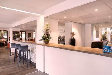 ホテル Restaurant Isidore Nice Ouest