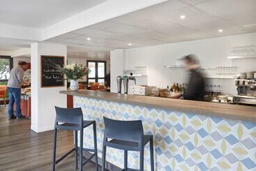 ホテル Restaurant Isidore Nice Ouest