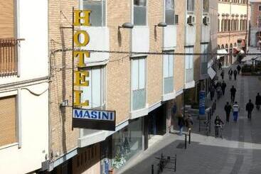 هتل Masini
