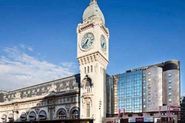 هتل Mercure Paris Gare De Lyon Tgv