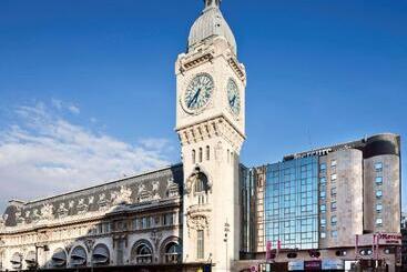 هتل Mercure Paris Gare De Lyon Tgv