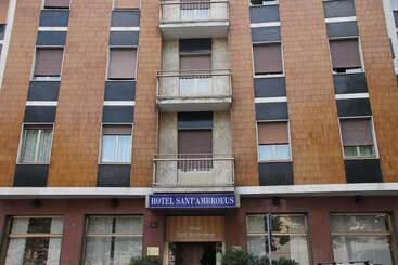 Mokinba Hotels Sant Ambroeus