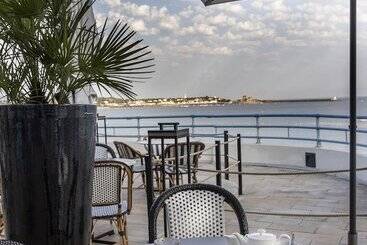 هتل Thalazur Saint Jean De Luz   Hôtel & Spa