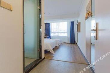 هتل 7 Days Premium Qingdao Railway Station Zhanqiao Badaxia Plaza