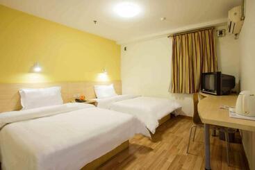 هتل 7days Inn Hangzhou Railway Station Chengzhan Subway Station
