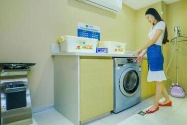 هتل City Comfort Inn Chongqing Daping Shidai Tianjie