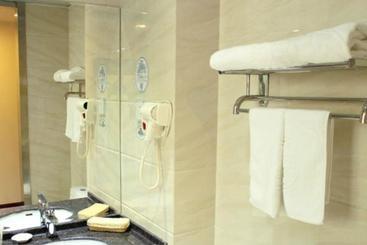 هتل Greentree Inn Beijing Daxing Xingye Street Liyuan Business