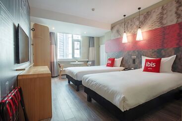 هتل Ibis Lanzhou Peili Square