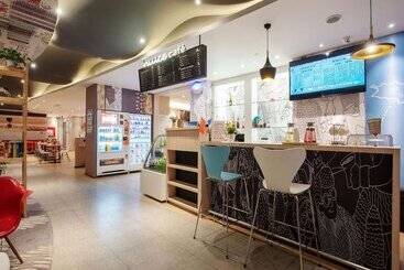 هتل Ibis Lanzhou Peili Square