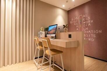 هتل Ibis Lanzhou Peili Square