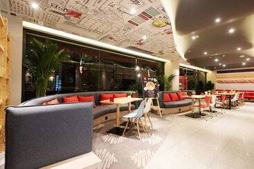 هتل Ibis Lanzhou Peili Square