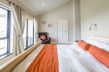 هتل Orange Inn Knysna